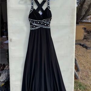 Elegant Black Evening Dress